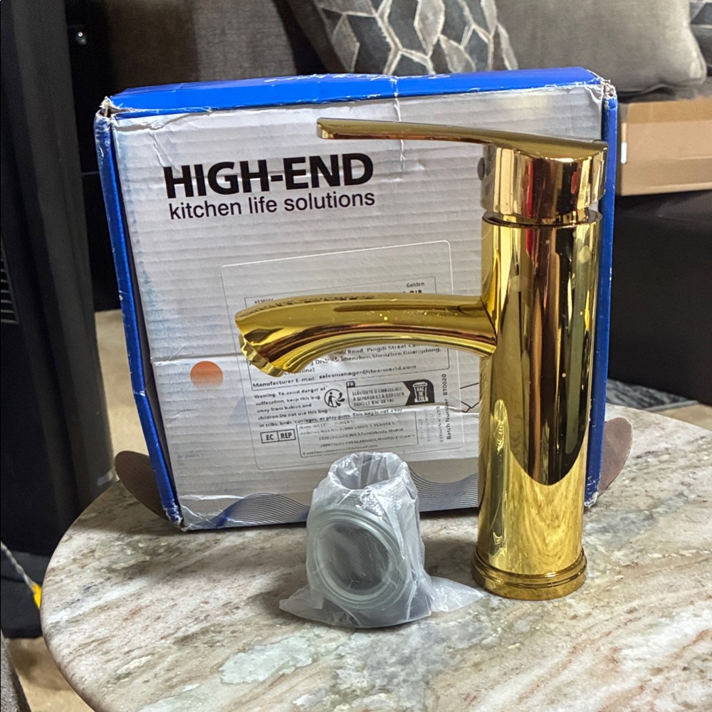High-End Gold Single-Handle Bathroom Faucet - Polished Vanity Mixer